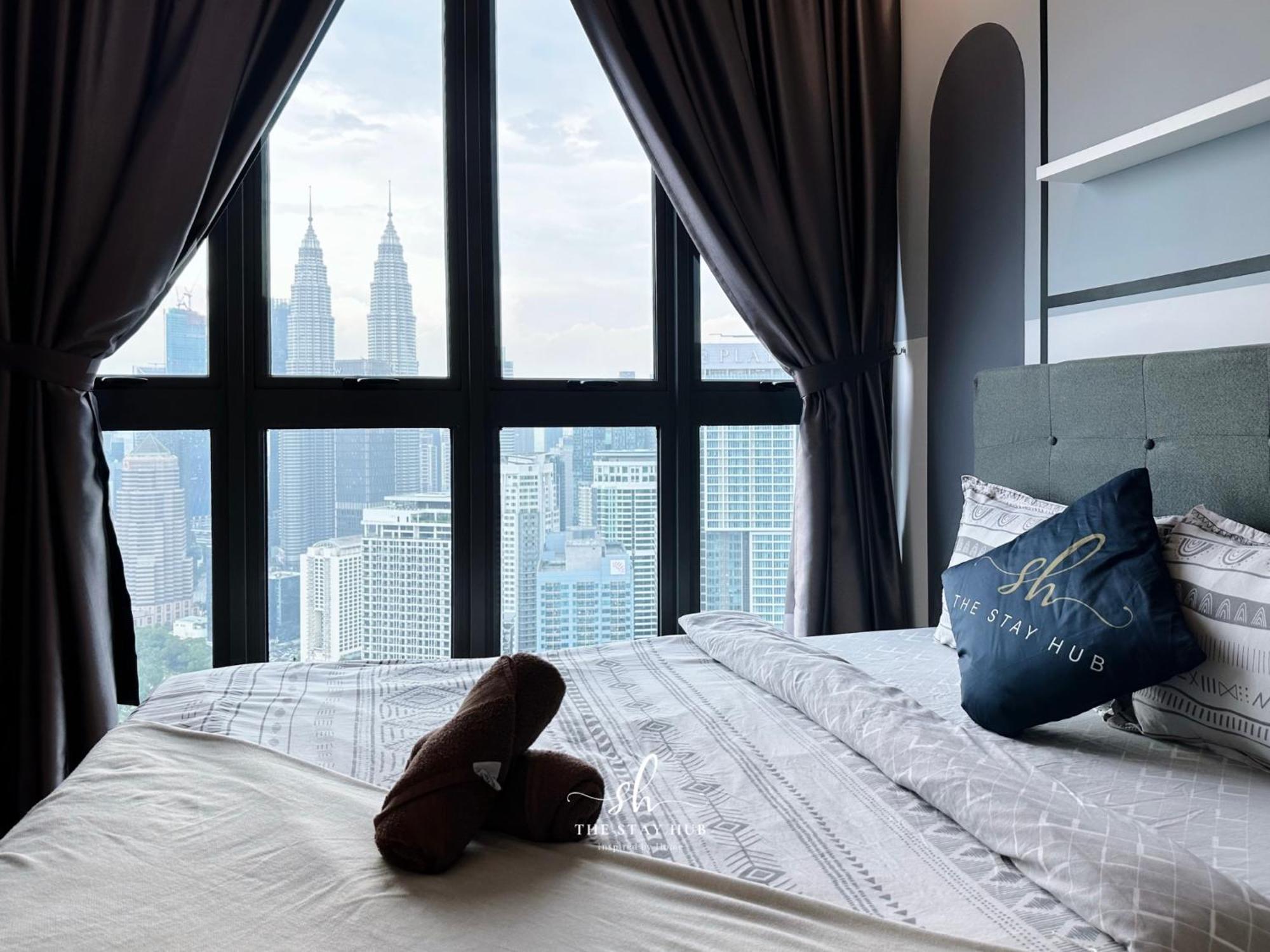 Апартаменты The Luxe Klcc View Sky Pool Куала-Лумпур Экстерьер фото