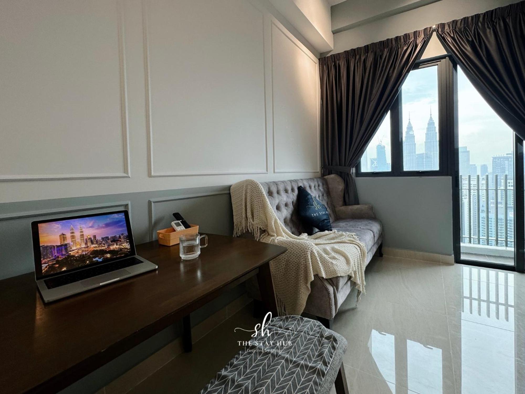 Апартаменты The Luxe Klcc View Sky Pool Куала-Лумпур Экстерьер фото