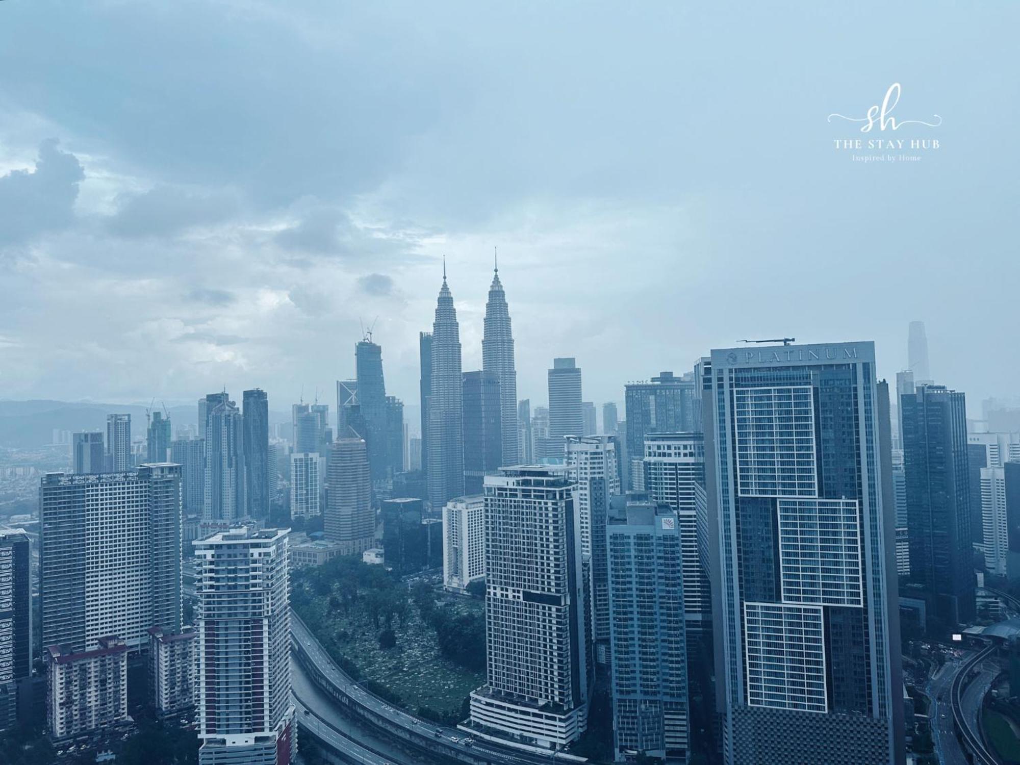 Апартаменты The Luxe Klcc View Sky Pool Куала-Лумпур Экстерьер фото
