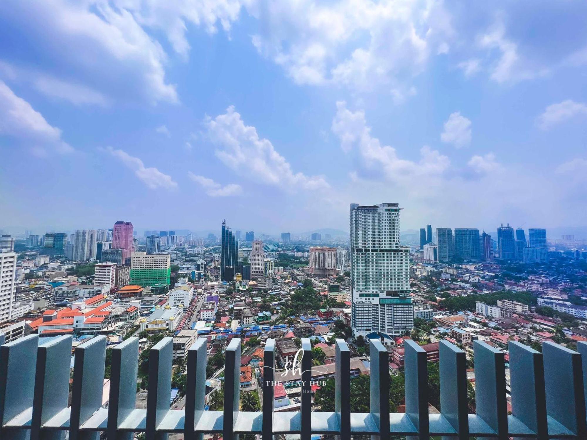 Апартаменты The Luxe Klcc View Sky Pool Куала-Лумпур Экстерьер фото